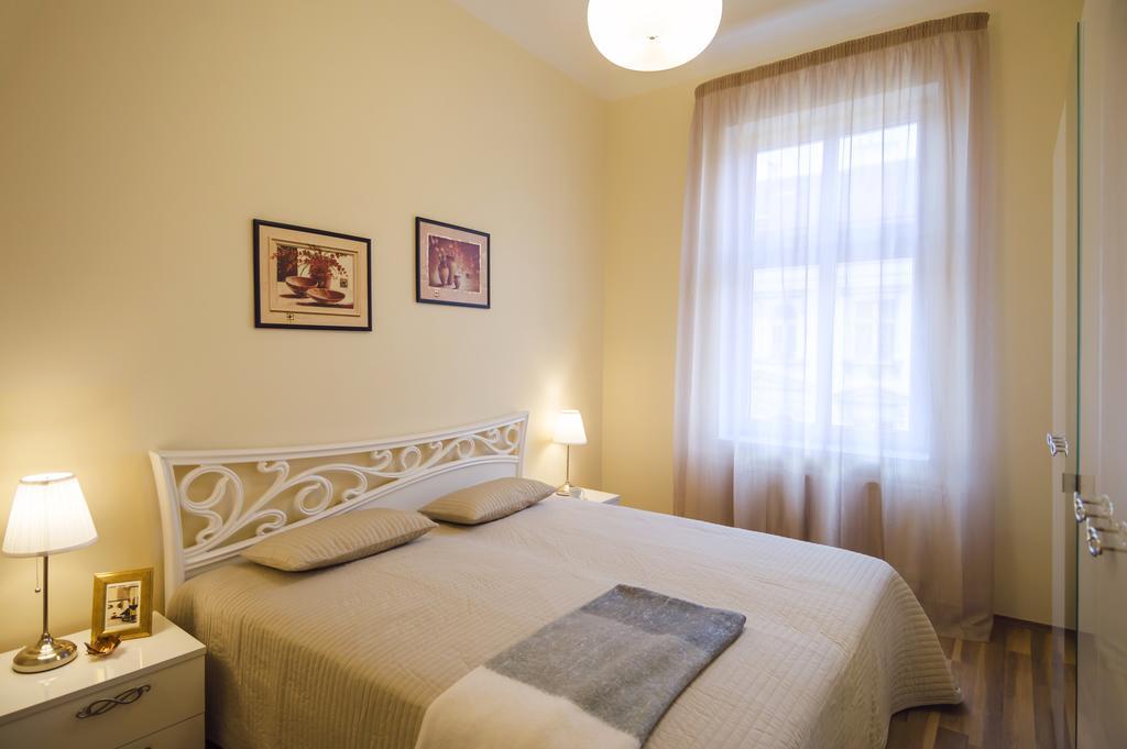 פראג Apartment Za Poricskou Branou מראה חיצוני תמונה