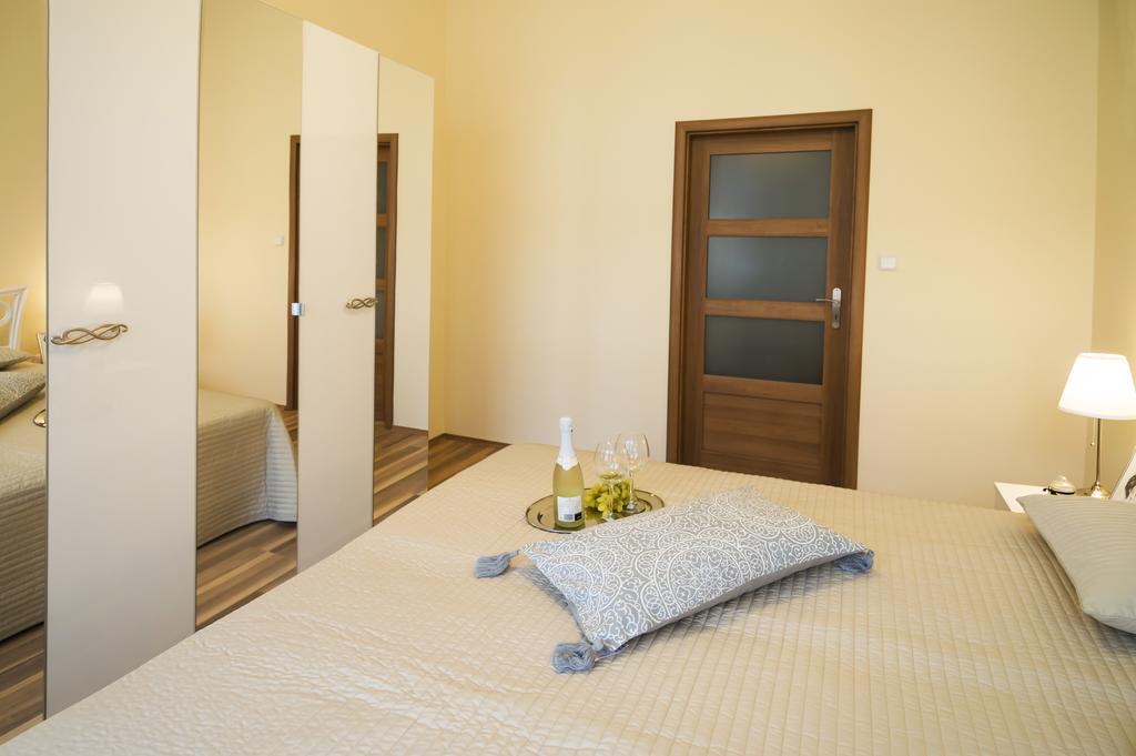פראג Apartment Za Poricskou Branou מראה חיצוני תמונה