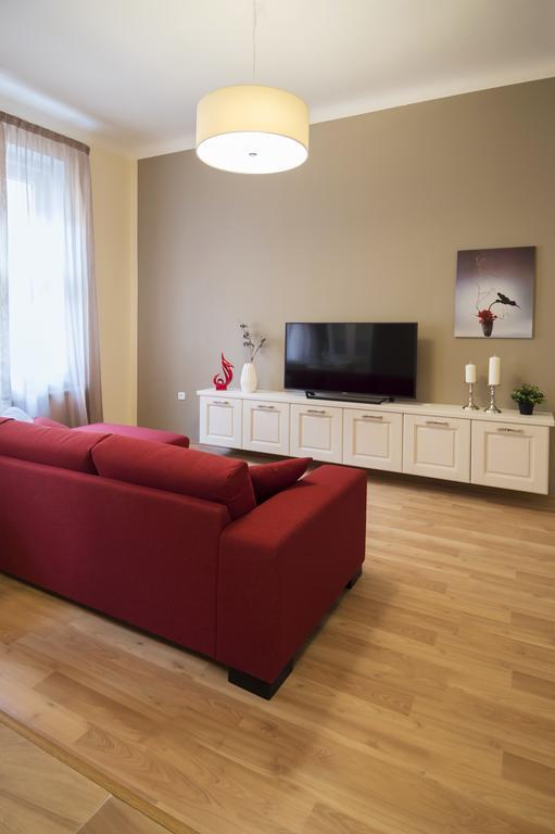 פראג Apartment Za Poricskou Branou מראה חיצוני תמונה