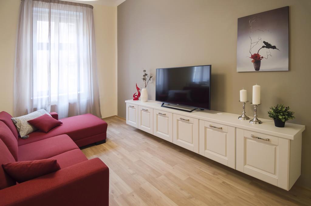 פראג Apartment Za Poricskou Branou מראה חיצוני תמונה